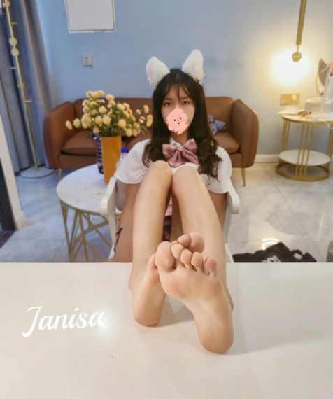 丰满的岳乱妇s级_DVD手机免费观看完整